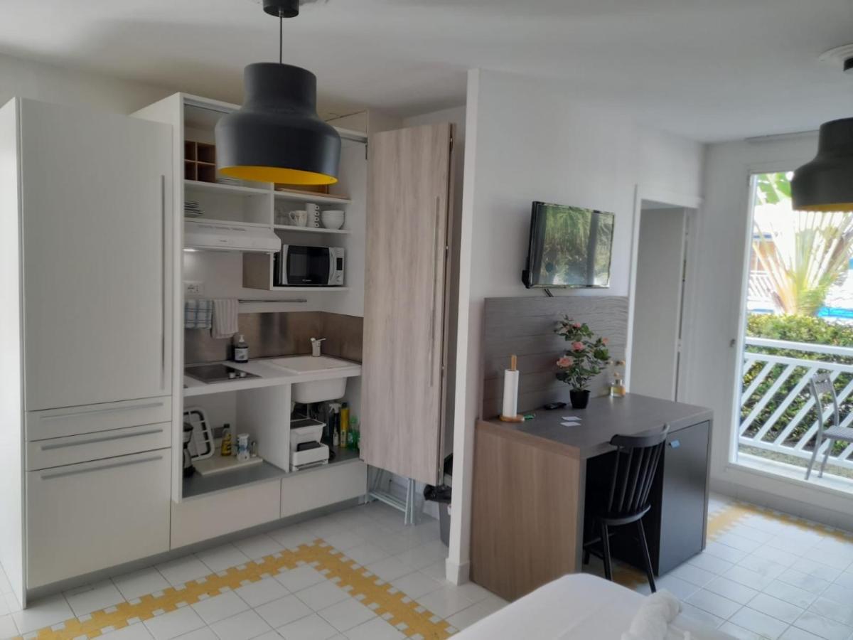 Studio 25 M Manganao Joela 4 Personnes Avec Machine A Laver (Adults Only) Saint-Francois  Ngoại thất bức ảnh