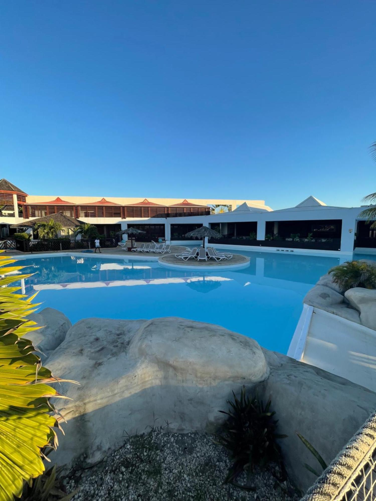 Studio 25 M Manganao Joela 4 Personnes Avec Machine A Laver (Adults Only) Saint-Francois  Ngoại thất bức ảnh