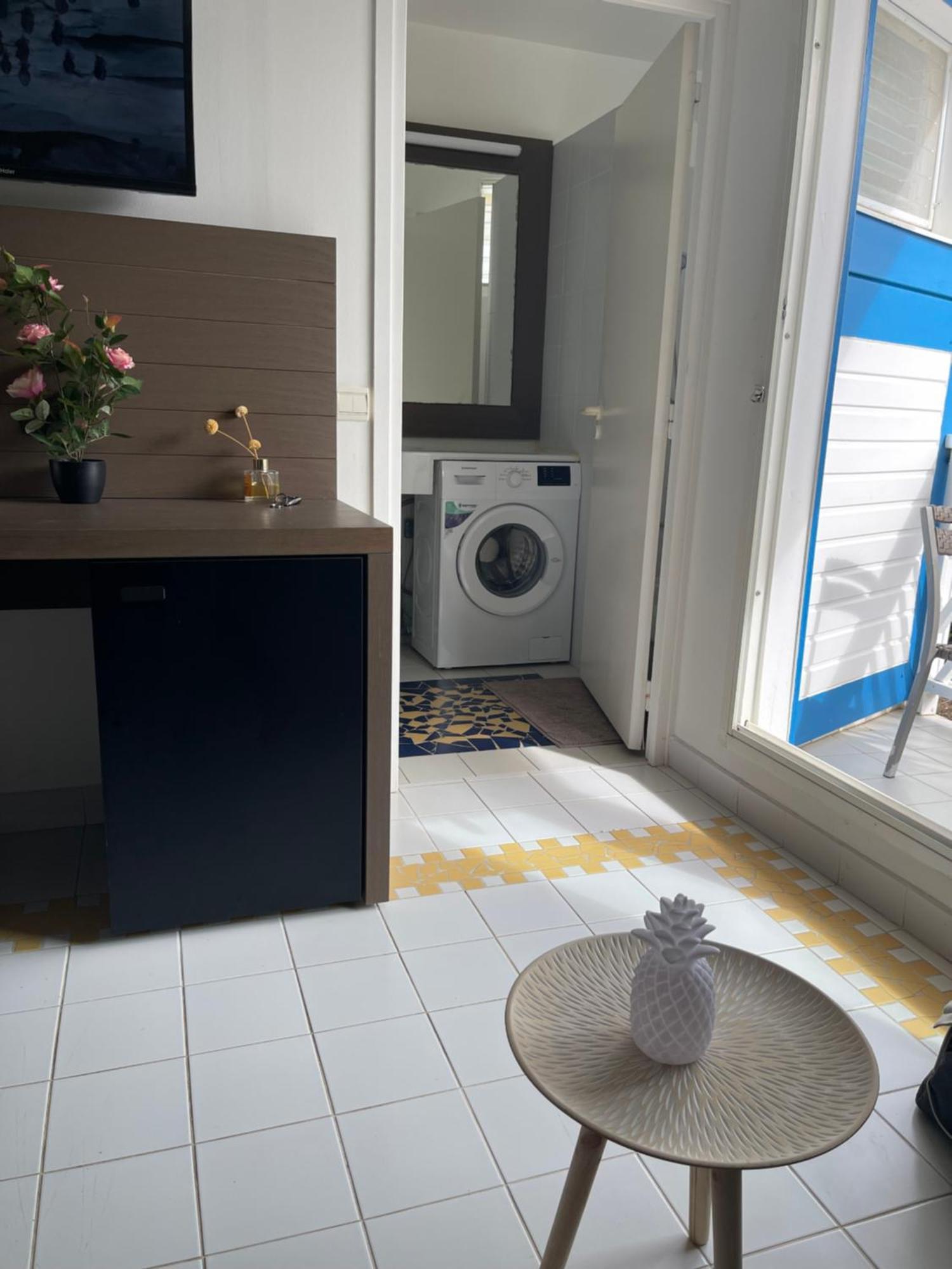 Studio 25 M Manganao Joela 4 Personnes Avec Machine A Laver (Adults Only) Saint-Francois  Ngoại thất bức ảnh